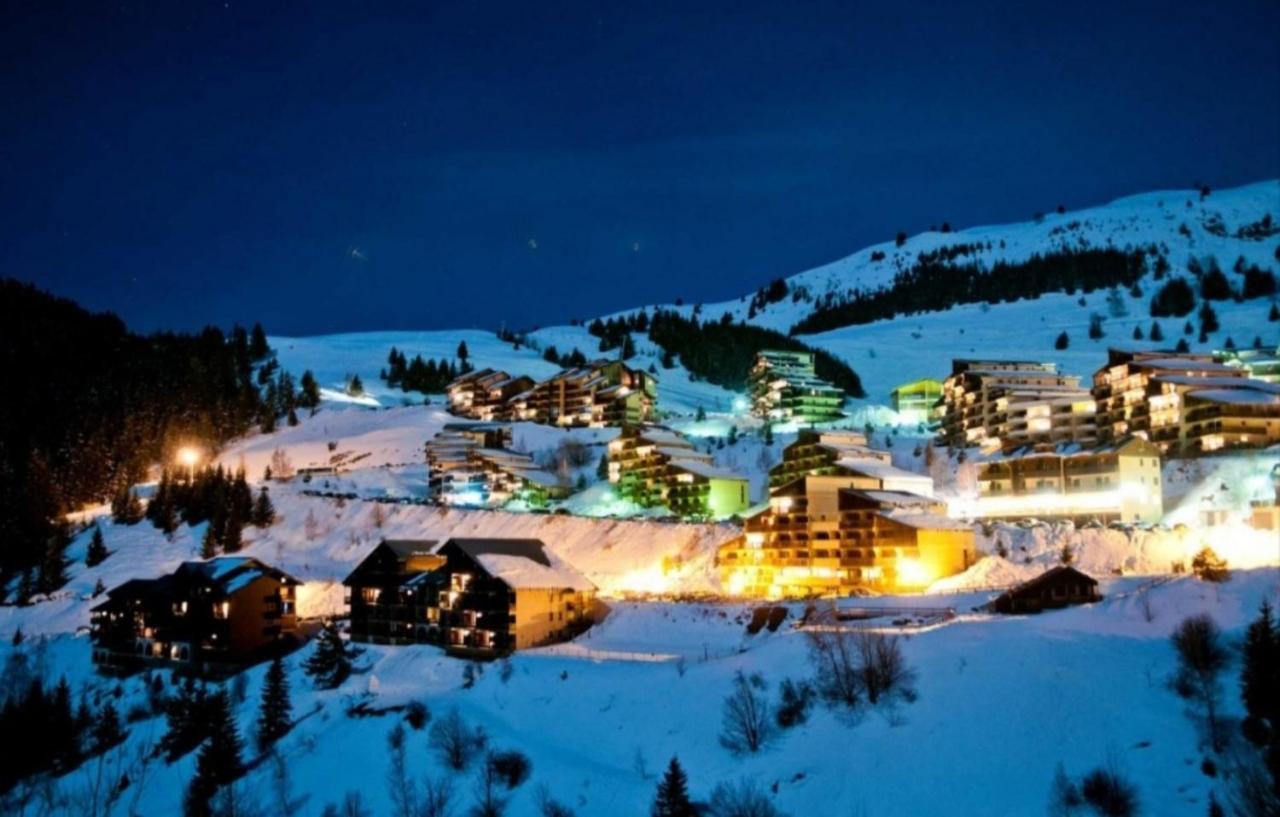 Auris Les Gentianes Station Alpe Huez Apartment ภายนอก รูปภาพ